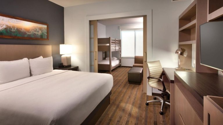 Suites near anaheim convention center